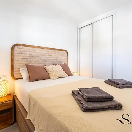 Alamos Beachfront Bliss Sea View Retreat 토레몰리노스