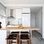 Alamos Beachfront Bliss Sea View Retreat Апартаменти
