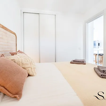 Alamos Beachfront Bliss Sea View Retreat 公寓 托雷莫利诺斯