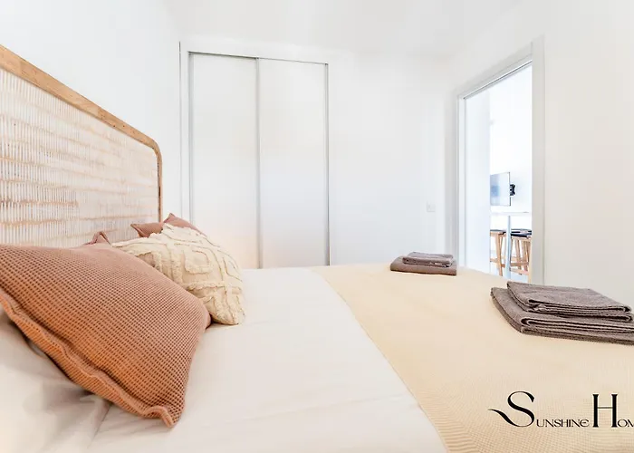 Alamos Beachfront Bliss Sea View Retreat Apartament Torremolinos