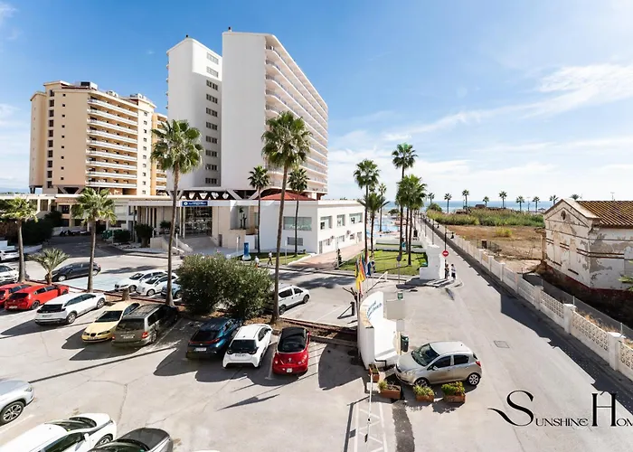 Apartamento Alamos Beachfront Bliss Sea View Retreat